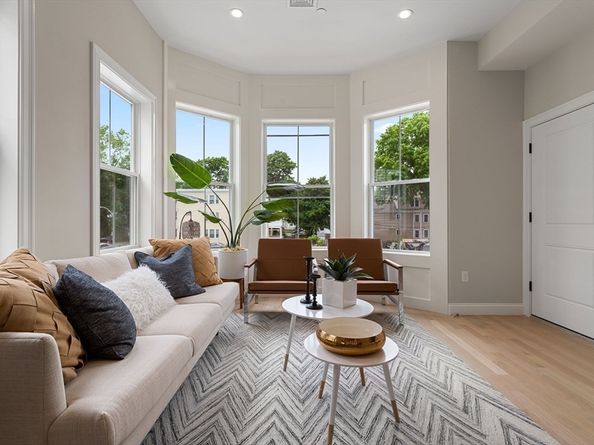 32 Wentworth St 2, Boston MA 02124