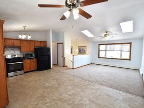 16 Arborwood Dr, Worcester MA 01604