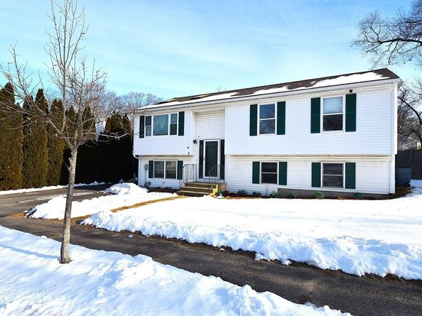 16 Arborwood Dr, Worcester MA 01604