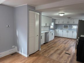 181 Boston Post Road E 26, Marlborough MA 01752