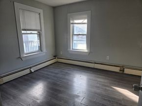 24 Caron St, Southbridge MA 01550