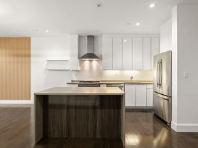 2 W 6th St 108, Boston MA 02127