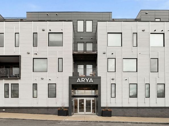 2 W 6th St 108, Boston MA 02127