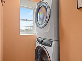 75 Summer St 5, Salem MA 01970