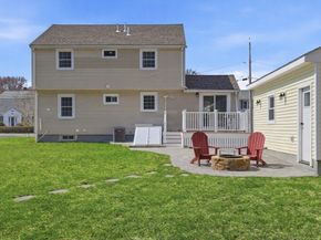 38 Stonewood Lane, Braintree MA 02184
