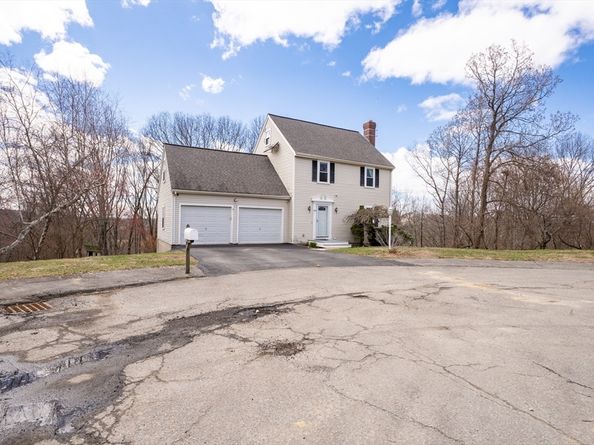 105 Onamog Street, Marlborough MA 01752