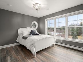7 Pettee's Pond Lane, Walpole MA 02081