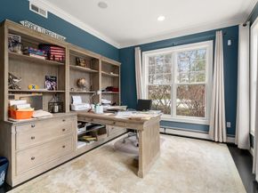 7 Pettee's Pond Lane, Walpole MA 02081