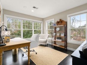 7 Pettee's Pond Lane, Walpole MA 02081