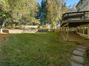 7 Pettee's Pond Lane, Walpole MA 02081
