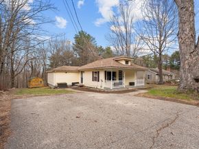 37 Highland St, Spencer MA 01562