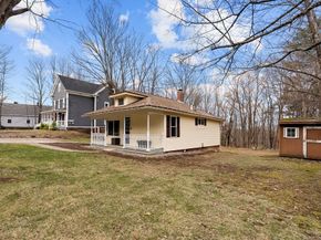 37 Highland St, Spencer MA 01562