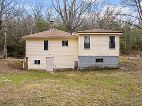 37 Highland St, Spencer MA 01562