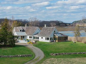 80R Eastern Ave, Essex MA 01929