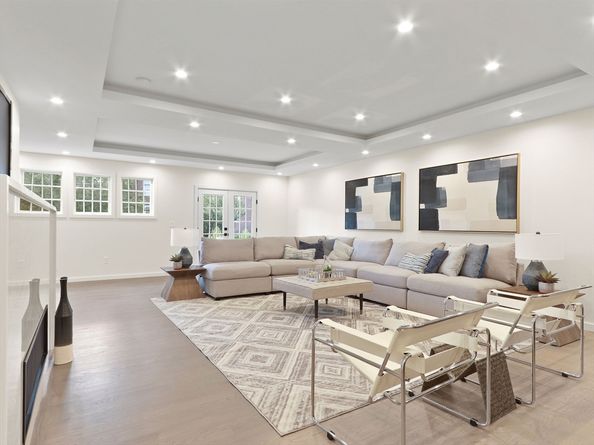 377 Walnut St. 1, Newton MA 02460