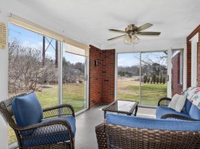 95 Grove St, Shrewsbury MA 01545