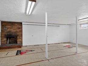 95 Grove St, Shrewsbury MA 01545