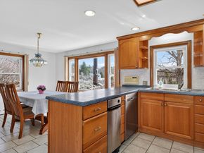95 Grove St, Shrewsbury MA 01545