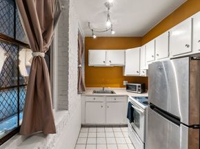 19 Fayette St 1, Boston MA 02116