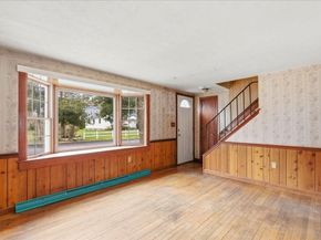 8 Cary Rd, Plymouth MA 02360
