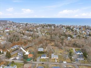 8 Cary Rd, Plymouth MA 02360