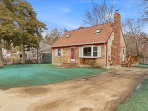 8 Cary Rd, Plymouth MA 02360