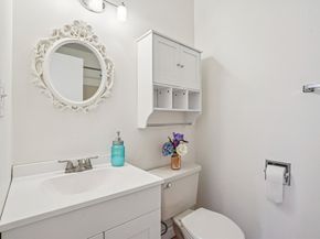 35 Desmoines Road 209, Quincy MA 02169