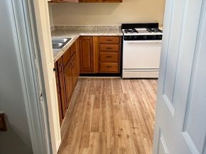 28 Beach St, Marlborough MA 01752