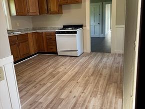 28 Beach St, Marlborough MA 01752