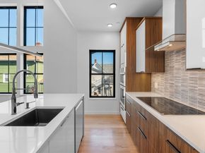 11 Boynton St. 201, Swampscott MA 01907