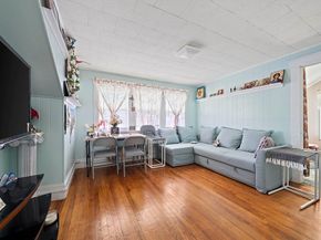 88 Pearl St, Stoughton MA 02072