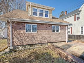 88 Pearl St, Stoughton MA 02072