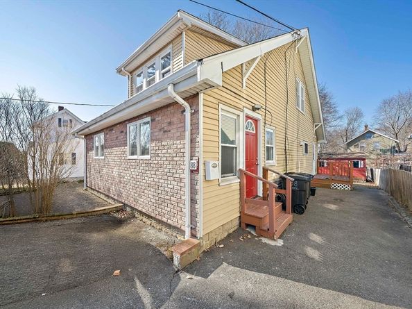 88 Pearl St, Stoughton MA 02072