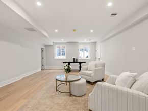 237 California St, Newton MA 02456