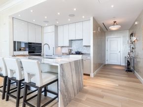 1 Dalton St 3902, Boston MA 02199