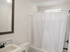 6 Pinrock Drive, Sturbridge MA 01566