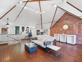 4 Coffin Court, Newburyport MA 01950