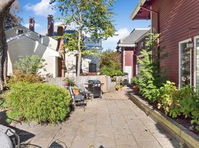 4 Coffin Court, Newburyport MA 01950