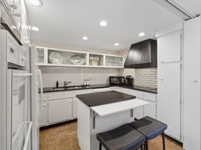 4 Coffin Court, Newburyport MA 01950