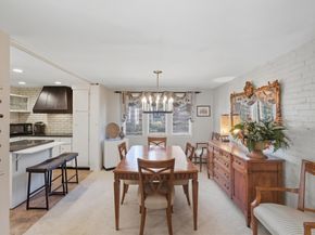 4 Coffin Court, Newburyport MA 01950