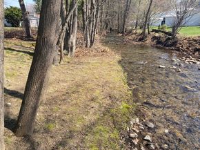 556 Central Street 11, Leominster MA 01453