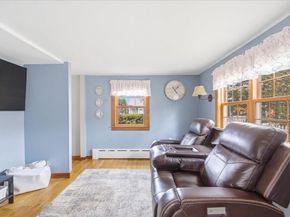 64 Wapping Rd, Kingston MA 02364