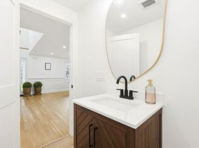565 Elm St, Concord MA 01742