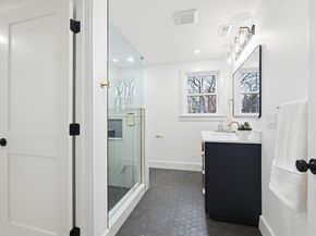 565 Elm St, Concord MA 01742