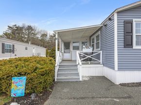 8 Madeline Street, Wareham MA 02538