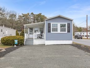 8 Madeline Street, Wareham MA 02538