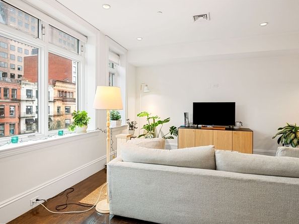 165 Newbury St 2, Boston MA 02116