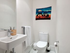 165 Newbury St 2, Boston MA 02116