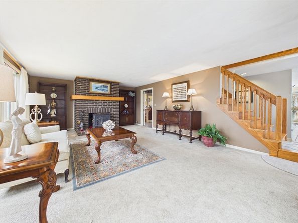 50 Prospect Ave, Hull MA 02045