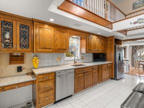 113 Temple Rd, Waltham MA 02452